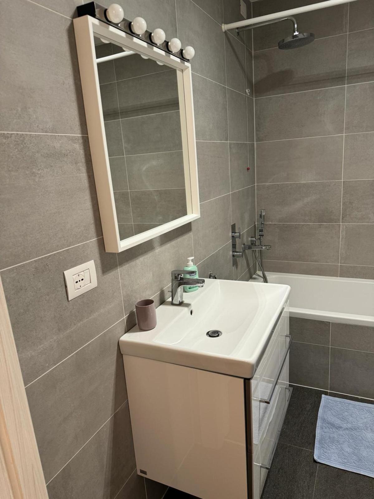 Nice Apartment Near Rho-Fiera Milano Pero Esterno foto